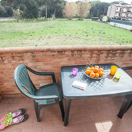 With Pool In 57970 Appartamento Rosolina Mare